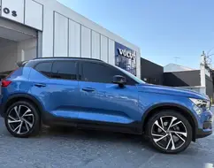 VOLVO XC40 2.0 T5 GASOLINA R-DESIGN AWD GEARTRONIC VOLVO XC40 2.0 T5 GASOLINA R-DESIGN AWD GEARTRONIC
