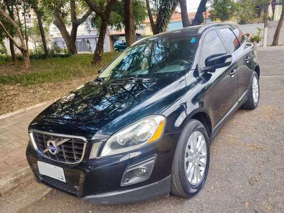 VOLVO-XC60-2009