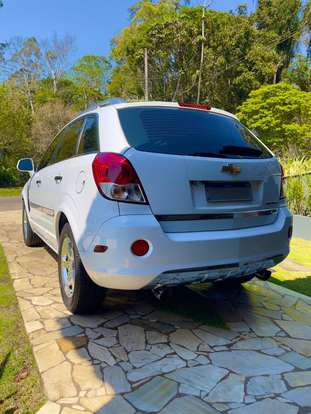 CHEVROLET-CAPTIVA-2012