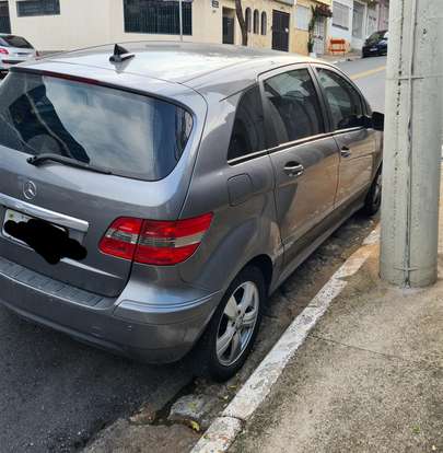 MERCEDES-BENZ-B 180-2009