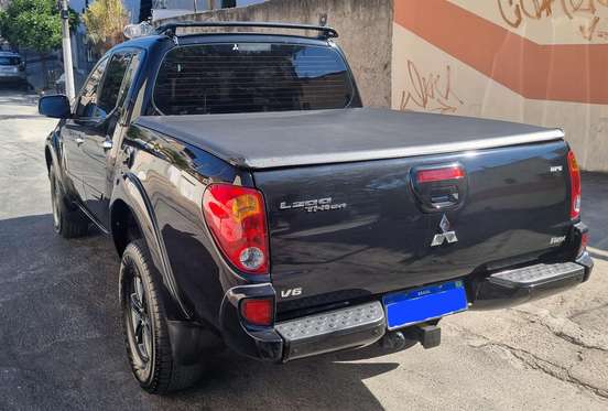 MITSUBISHI-L200 TRITON-2015