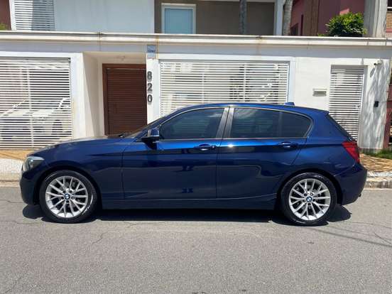 BMW-118i-2013