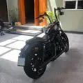 HARLEY-DAVIDSON SPORTSTER IRON 883 HARLEY-DAVIDSON SPORTSTER IRON 883