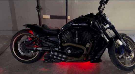 HARLEY-DAVIDSON-V-ROD MUSCLE-2015