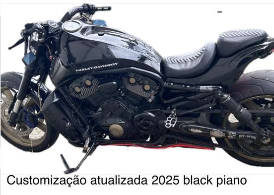 HARLEY-DAVIDSON-V-ROD MUSCLE-2015