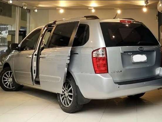 KIA-CARNIVAL-3.5 EX V6 24V GASOLINA 4P AUTOMÁTICO KIA-CARNIVAL-2012
