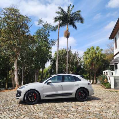 PORSCHE-MACAN-2023