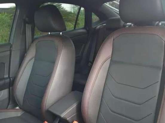 VOLKSWAGEN-VIRTUS-1.0 200 TSI HIGHLINE AUTOMÁTICO VOLKSWAGEN-VIRTUS-2024