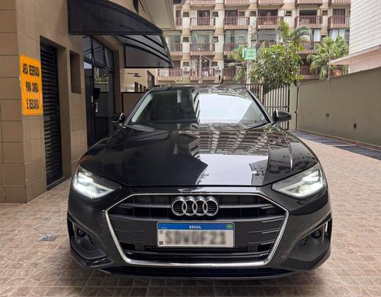 AUDI A4 2.0 TFSI MHEV PRESTIGE S TRONIC