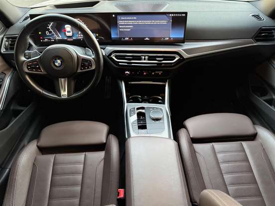 BMW-320i-2024