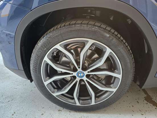 BMW-X3-2024