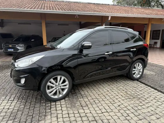 HYUNDAI IX35 2.0 MPI 4X2 16V FLEX 4P AUTOMÁTICO HYUNDAI IX35 2.0 MPI 4X2 16V FLEX 4P AUTOMÁTICO
