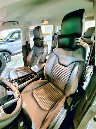 JEEP-COMMANDER-2022