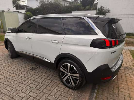 PEUGEOT-5008-1.6 GRIFFE PACK THP 16V GASOLINA 4P AUTOMÁTICO PEUGEOT-5008-2018
