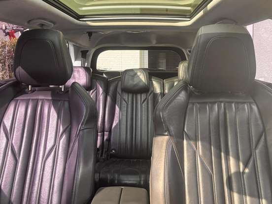 PEUGEOT-5008-1.6 GRIFFE PACK THP 16V GASOLINA 4P AUTOMÁTICO PEUGEOT-5008-2018