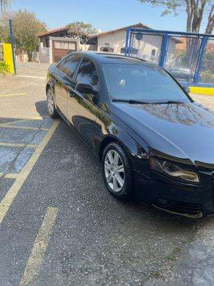 AUDI-A4-2010