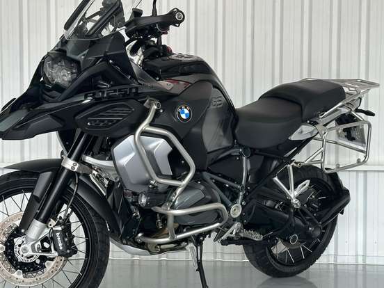 BMW-R 1250 GS ADVENTURE PREMIUM TRIPLE BLACK BMW-R 1250 GS ADVENTURE PREMIUM TRIPLE BLACK-2022