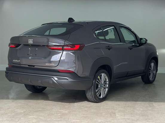 FIAT-FASTBACK-2025