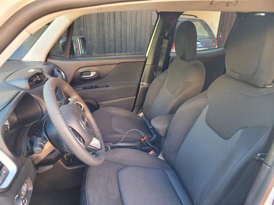 JEEP-RENEGADE-2020