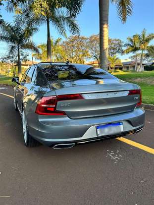VOLVO-S90-2019