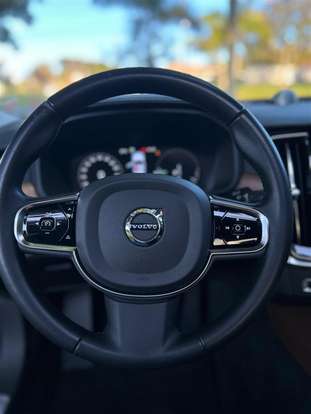 VOLVO-S90-2019