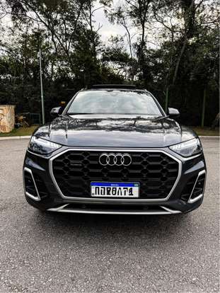 AUDI-Q5-2022