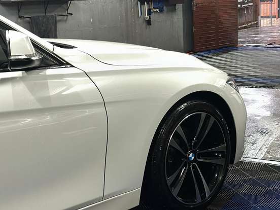 BMW-320i-2.0 SPORT 16V TURBO ACTIVE FLEX 4P AUTOMÁTICO BMW-320i-2018
