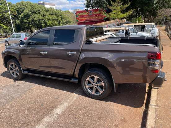 MITSUBISHI-L200 TRITON-2021