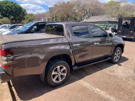 MITSUBISHI-L200 TRITON-2021