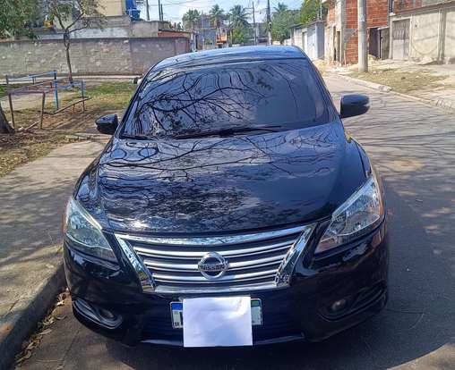 NISSAN-SENTRA-2014