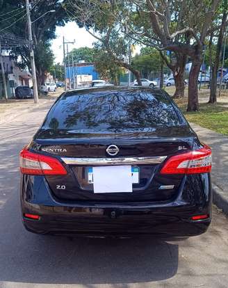 NISSAN-SENTRA-2014