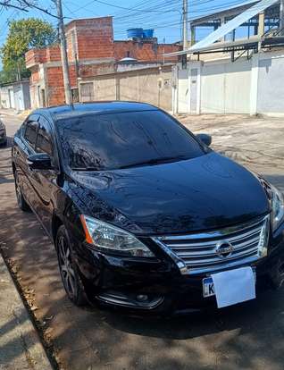 NISSAN-SENTRA-2014