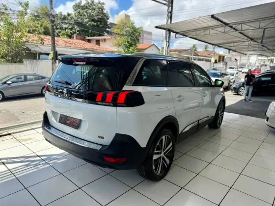 PEUGEOT 5008 1.6 GRIFFE PACK THP 16V GASOLINA 4P AUTOMÁTICO PEUGEOT 5008 1.6 GRIFFE PACK THP 16V GASOLINA 4P AUTOMÁTICO