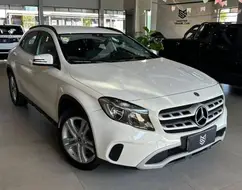 MERCEDES-BENZ GLA 200 1.6 CGI FLEX STYLE 7G-DCT MERCEDES-BENZ GLA 200 1.6 CGI FLEX STYLE 7G-DCT