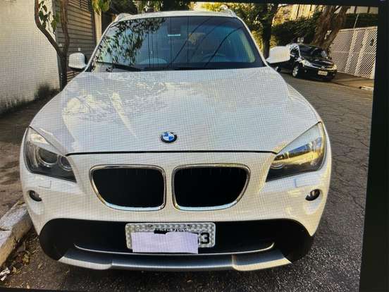 BMW-X1-2012