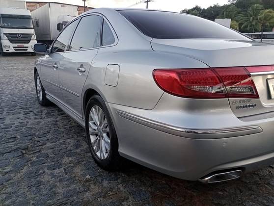 HYUNDAI AZERA 3.3 MPFI GLS SEDAN V6 24V GASOLINA 4P AUTOMÁTICO