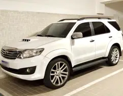 TOYOTA HILUX SW4 3.0 SRV 4X4 16V TURBO INTERCOOLER DIESEL 4P AUTOMÁTICO TOYOTA HILUX SW4 3.0 SRV 4X4 16V TURBO INTERCOOLER DIESEL 4P AUTOMÁTICO