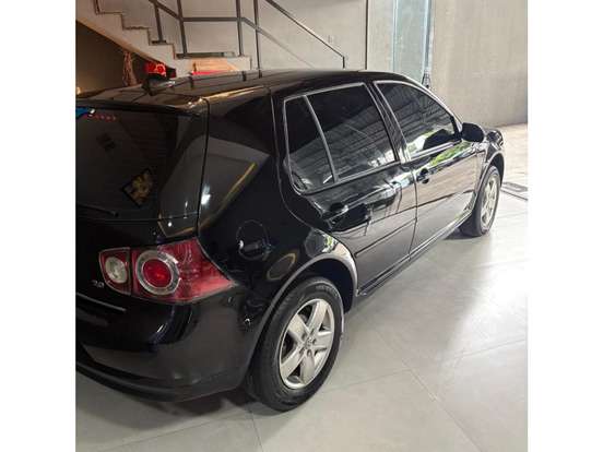 VOLKSWAGEN-GOLF-2.0 MI 8V FLEX 4P TIPTRONIC VOLKSWAGEN-GOLF-2010
