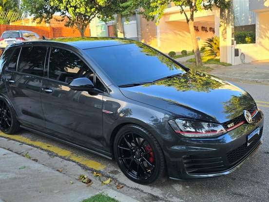 VOLKSWAGEN-GOLF-2.0 TSI GTI 16V TURBO GASOLINA 4P AUTOMÁTICO VOLKSWAGEN-GOLF-2015