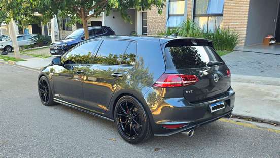 VOLKSWAGEN-GOLF-2.0 TSI GTI 16V TURBO GASOLINA 4P AUTOMÁTICO VOLKSWAGEN-GOLF-2015