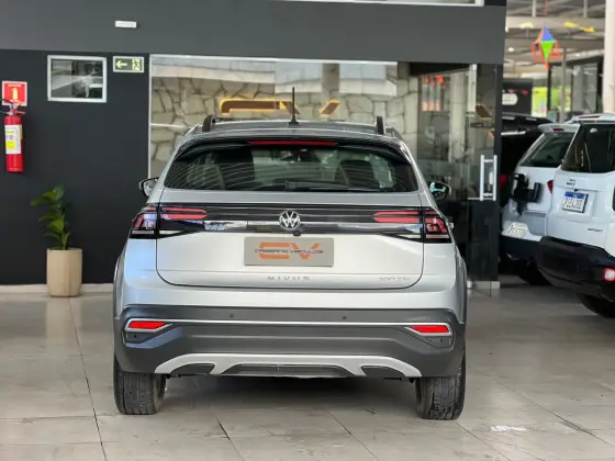 VOLKSWAGEN NIVUS 1.0 200 TSI TOTAL FLEX COMFORTLINE AUTOMÁTICO