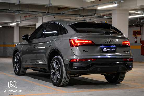 AUDI-Q5-2023