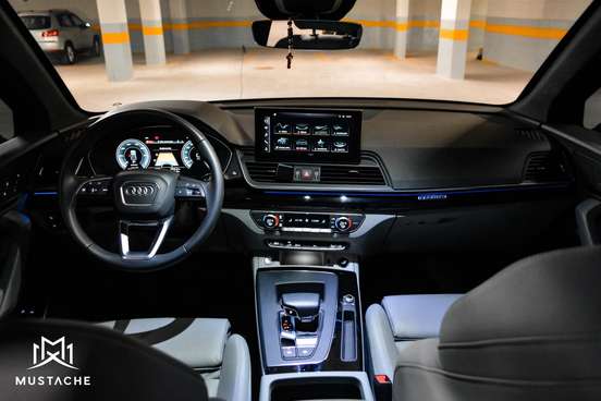 AUDI-Q5-2023
