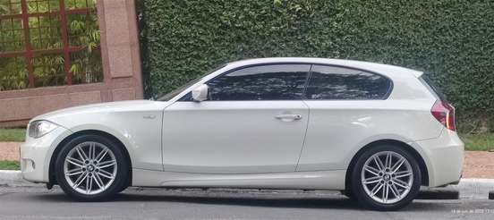 BMW-118i-2011