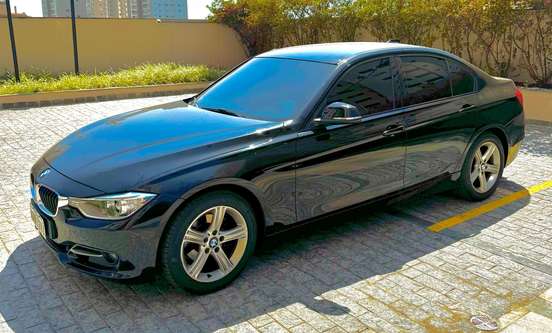 BMW-320i-2015