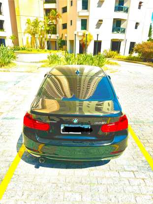BMW-320i-2015