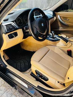 BMW-320i-2015