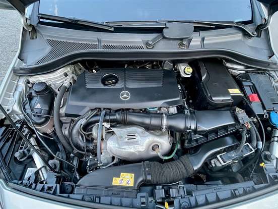 MERCEDES-BENZ-B 200-1.6 TURBO 16V FLEX 4P AUTOMATIZADO MERCEDES-BENZ-B 200-2015
