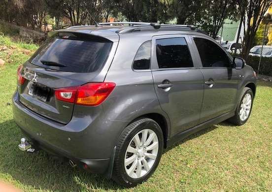 MITSUBISHI-ASX-2015