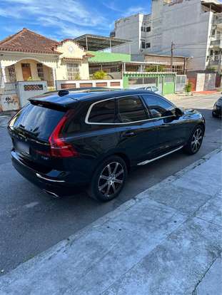 VOLVO-XC60-2018